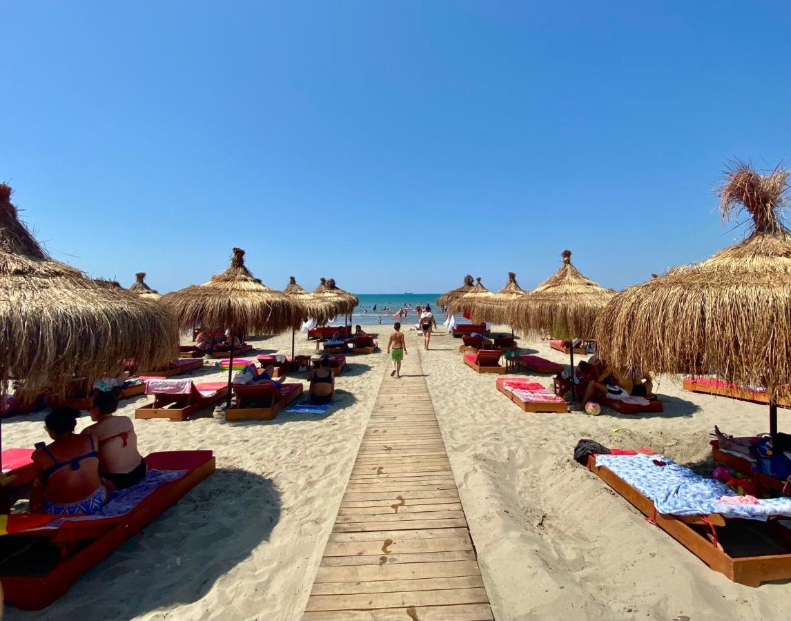 דורס Sunset Sea View - Beachfront Balcony - Ac - Wifi מראה חיצוני תמונה